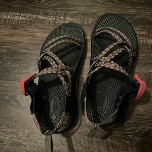 Chacos Girls size 3